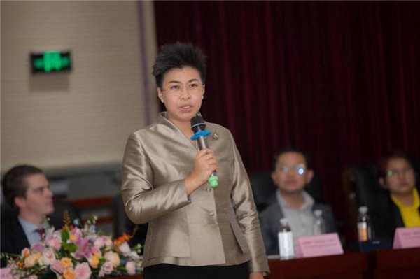 webwxgetmsgimg (2) webwxgetmsgimg (2)