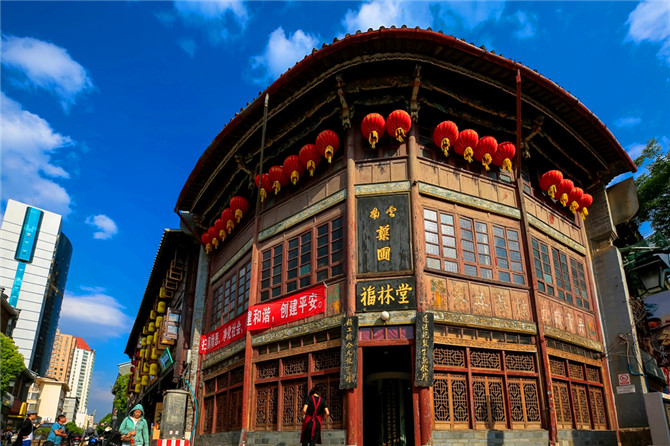 圖5 昆明老街。