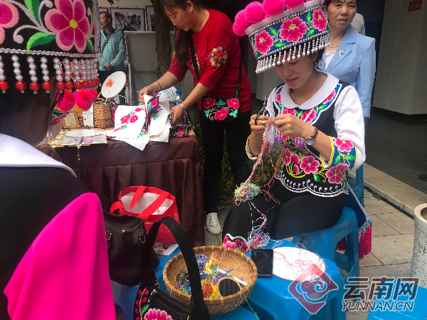 00300788852_c80c76d0