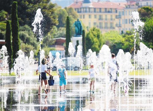 1124795372_15640140146171n 1124795372_15640140146171n