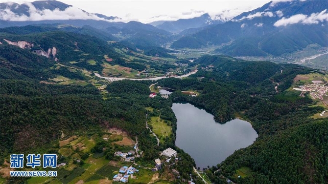 （壯麗70年·奮斗新時代——記者再走長征路·圖文互動）（1）彝海結(jié)盟后，掩護(hù)紅軍旗的5400天——鮮為人知的彝家護(hù)旗故事