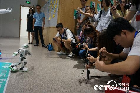 　?。〝z影 劉禛）