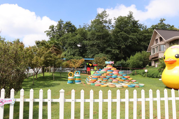 圖片三 度假區(qū)內(nèi)景