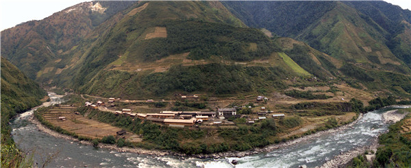 2001年的怒江州獨龍江鄉(xiāng)孔當(dāng)村