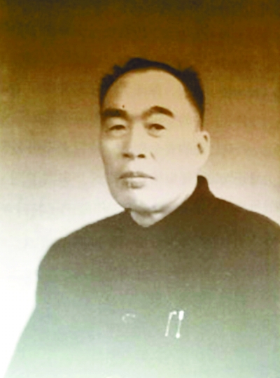 忠誠保衛(wèi)人民政權(quán)的鋼鐵戰(zhàn)士薛克明 忠誠保衛(wèi)人民政權(quán)的鋼鐵戰(zhàn)士薛克明