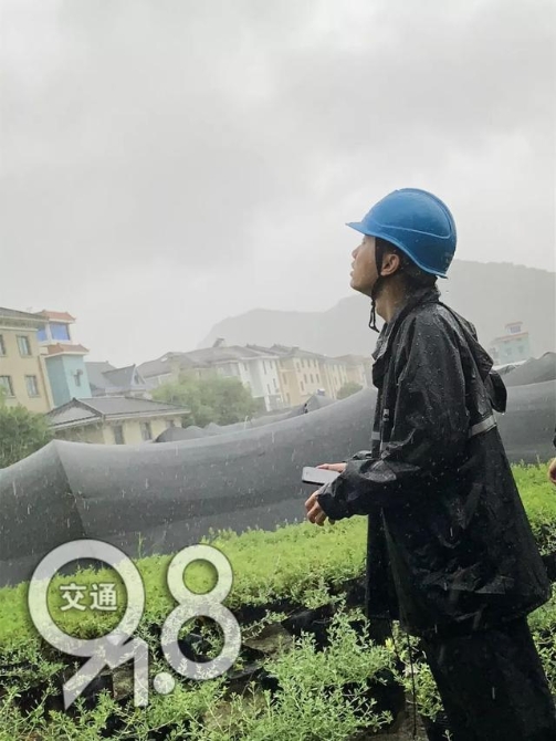 “我盡力了，但還是……”抗臺風一線，他哭得讓人心疼