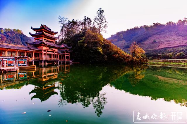 文博會(huì) 曲靖  《風(fēng)雨橋》付滔 師宗鳳凰谷.jpg