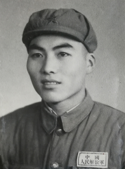 王廷玉舊照1 供圖 王廷玉舊照1 供圖