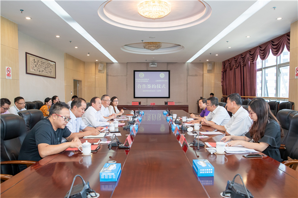 會(huì)議現(xiàn)場(chǎng) 通訊員李偉攝 會(huì)議現(xiàn)場(chǎng) 通訊員李偉攝