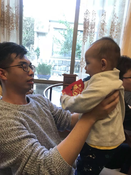 這才是我們同心建設(shè)的香港，這才是廣大香港青年的模樣！