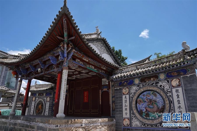 （在習(xí)近平新時(shí)代中國特色社會主義思想指引下——新時(shí)代新作為新篇章·總書記關(guān)心的百姓身邊事·圖文互動）（5）留住鄉(xiāng)愁 綻放新顏——傳統(tǒng)村落保護(hù)激發(fā)鄉(xiāng)村活力