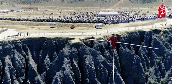 “可愛的中國”之維吾爾族:高空上的芭蕾舞 寸步之間顯真功 “可愛的中國”之維吾爾族:高空上的芭蕾舞 寸步之間顯真功