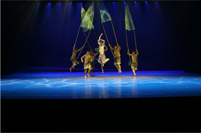 《獨龍南青》 《獨龍南青》