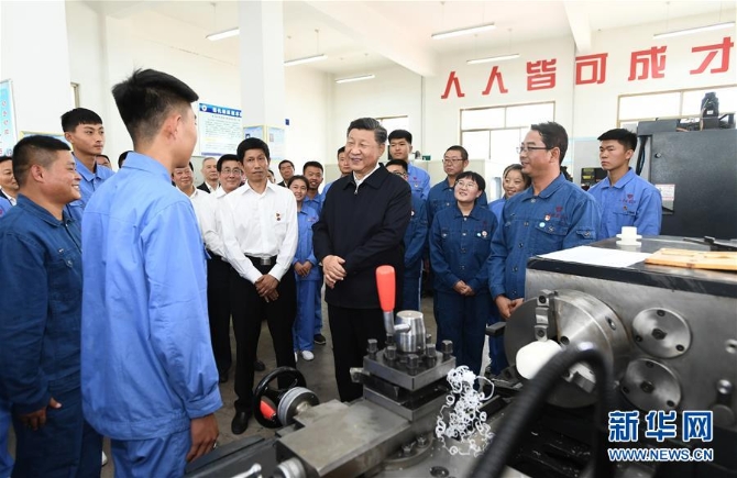 (XHDW)(2)習(xí)近平考察山丹培黎學(xué)校和山丹馬場