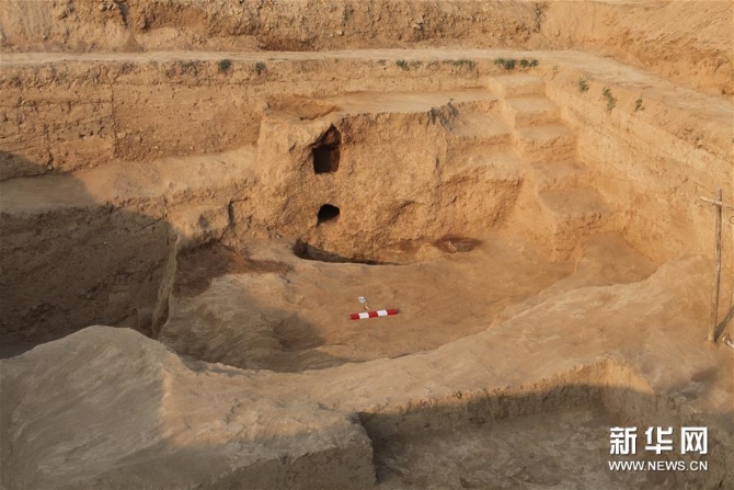 陶寺宮城內(nèi)“窯爐”及其“操作坑”（資料圖片）。