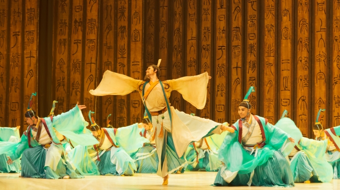 演出現(xiàn)場4