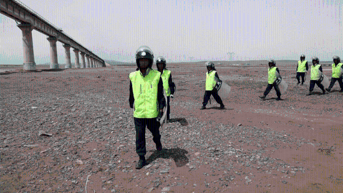 【邊疆黨旗紅】穿越海拔5000多米的“生命禁區(qū)”，他們用青春守護(hù)“世界鐵路第一高站”