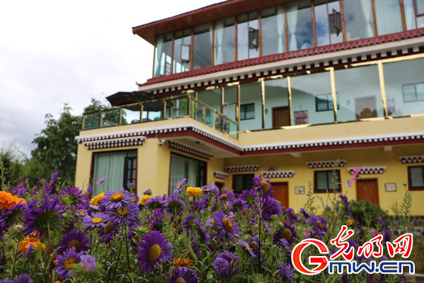 【新時(shí)代·邊疆行】西藏米林:特色產(chǎn)業(yè)是脫貧致富的“錢袋子” 【新時(shí)代·邊疆行】西藏米林:特色產(chǎn)業(yè)是脫貧致富的“錢袋子”