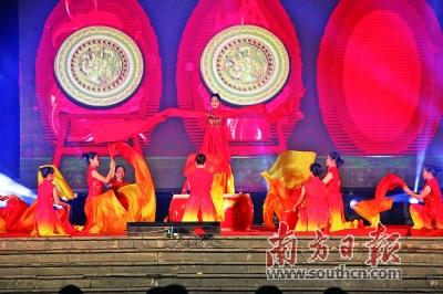 廣東新鋪非遺“新鋪七月半”民俗文化節(jié)演繹千年古鎮(zhèn)風(fēng)情