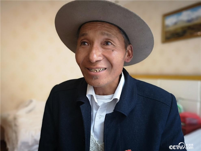 吉隆縣宗嘎鎮(zhèn)夏村黨支部書記貴桑。（何川 攝）