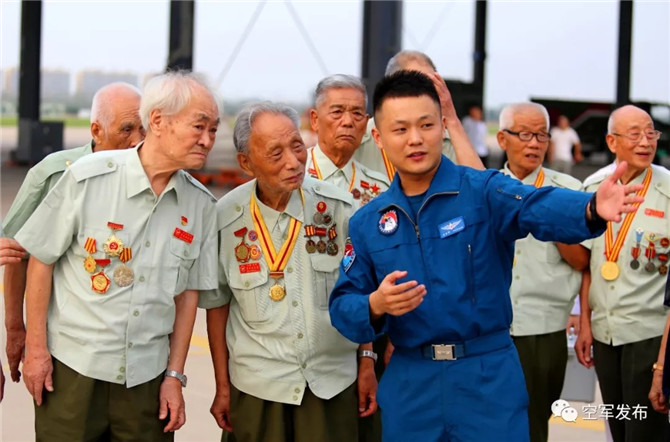 640.webp (1) 640.webp (1)