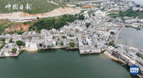 老外到大理洱海尋找“詩(shī)和遠(yuǎn)方”，可這里的客棧怎么關(guān)了大半？