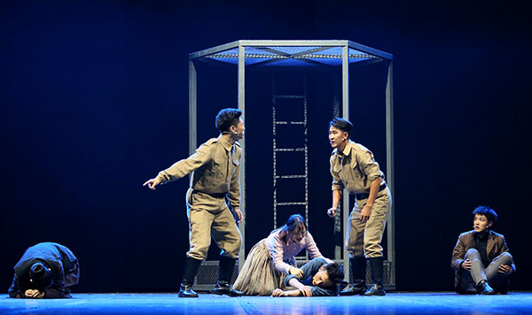 《永遠(yuǎn)的保爾》李嘉嫻攝7 《永遠(yuǎn)的保爾》李嘉嫻攝7