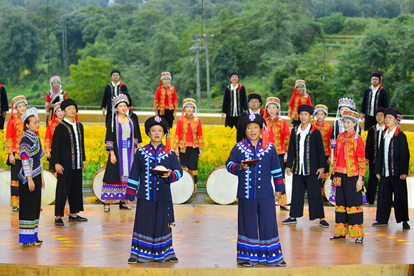 演出現(xiàn)場(chǎng)2   朱應(yīng)忠 攝