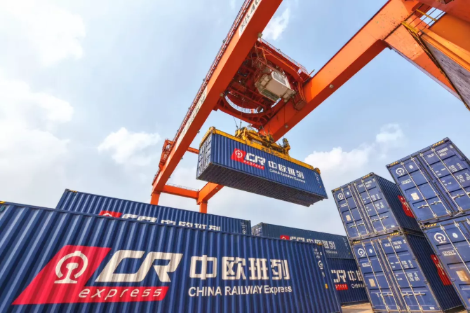 中歐班列開(kāi)行質(zhì)量又有新提升 中歐班列開(kāi)行質(zhì)量又有新提升