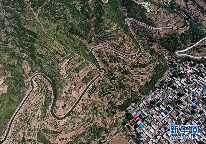 （新華全媒頭條·圖文互動(dòng)）（3）精神之渠永不斷流——紅旗渠精神新時(shí)代傳承錄