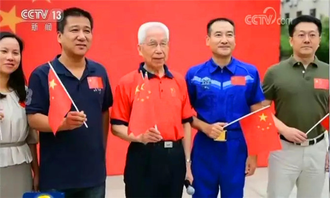 640.webp (7) 640.webp (7)