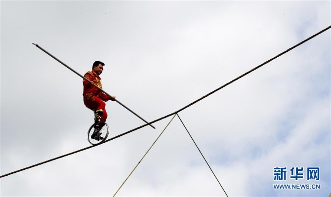 （新華全媒頭條·圖文互動(dòng)）（3）匯聚民族團(tuán)結(jié)進(jìn)步磅礴力量——新中國(guó)“最年長(zhǎng)”運(yùn)動(dòng)會(huì)的文化融合密碼