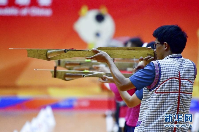 （新華全媒頭條·圖文互動(dòng)）（7）匯聚民族團(tuán)結(jié)進(jìn)步磅礴力量——新中國(guó)“最年長(zhǎng)”運(yùn)動(dòng)會(huì)的文化融合密碼