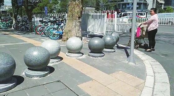 00300915036_3bb7e711