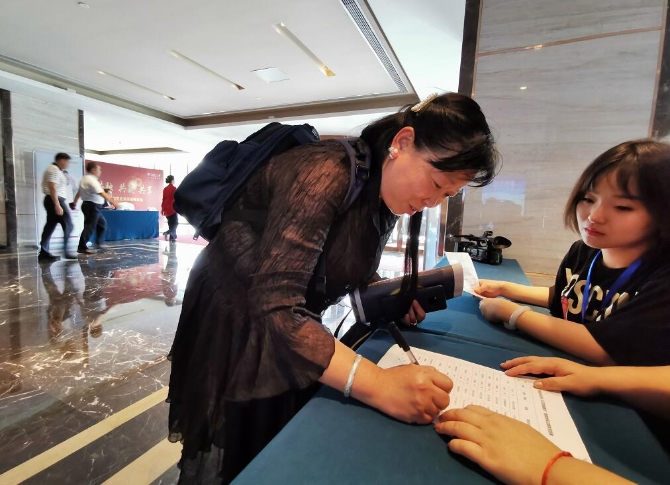 50余家全國主流媒體齊聚濟(jì)南 “揚(yáng)起省會龍頭 見證泉城蝶變”融媒體采訪正式啟動