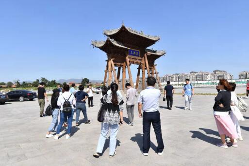 黨建引領(lǐng)激發(fā)新活力 濟(jì)南三澗溪走出創(chuàng)新致富路