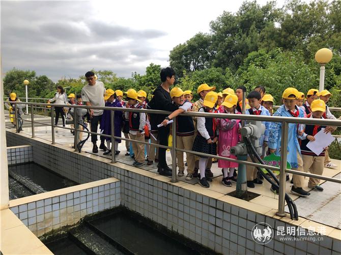 webwxgetmsgimg (1) webwxgetmsgimg (1)