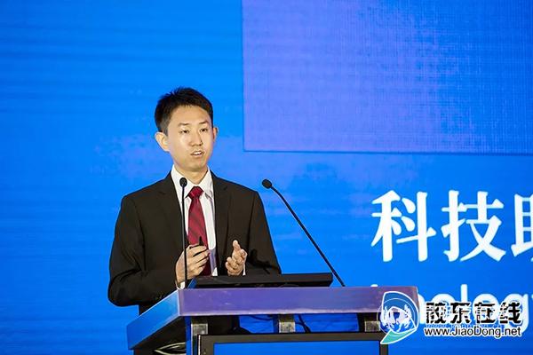 山東正心醫(yī)療科技公司創(chuàng)始人趙衛(wèi)博士出席會(huì)議并發(fā)表主題演講 山東正心醫(yī)療科技公司創(chuàng)始人趙衛(wèi)博士出席會(huì)議并發(fā)表主題演講