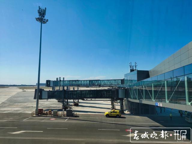 本報(bào)記者北京大興機(jī)場(chǎng)首飛體驗(yàn) (6).jpg