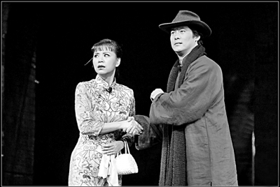 英雄人民和偉大時(shí)代的深情歌者 英雄人民和偉大時(shí)代的深情歌者