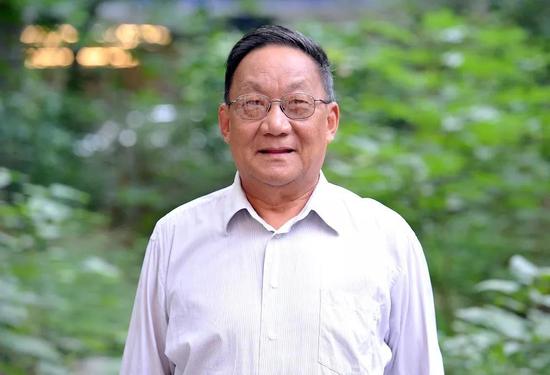 蘇曉魯，73歲，國家稅務(wù)總局國際稅務(wù)司原助理巡視員。