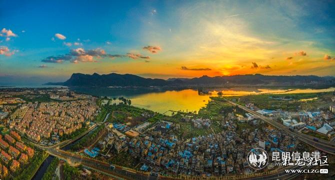 滇池晚霞。鄭新強 攝 (1)