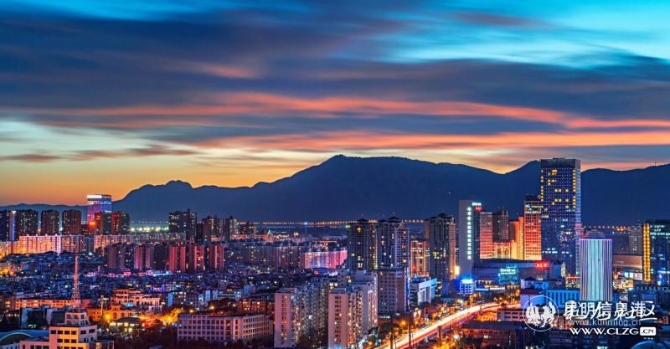 西山睡美人。彩龍社區(qū)@張家翰 攝