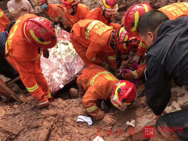 昭通鹽津縣突發(fā)山洪災(zāi)害