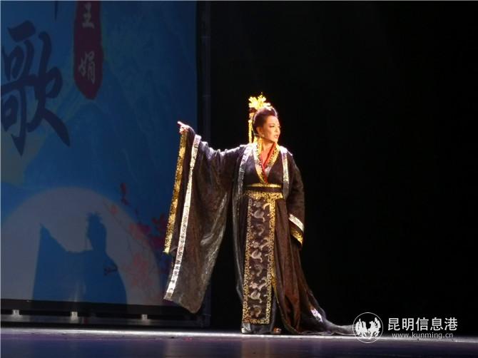 演出現(xiàn)場2