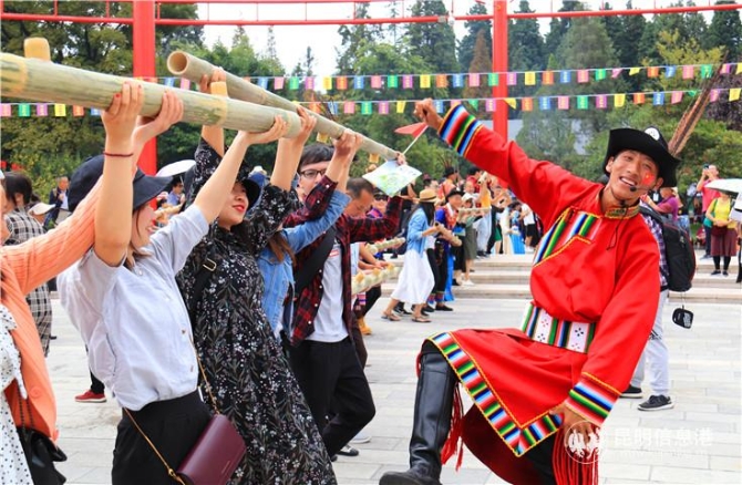 云南民族村張烜拍攝。供圖3