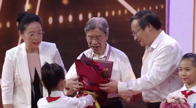 點(diǎn)擊進(jìn)入下一頁(yè)