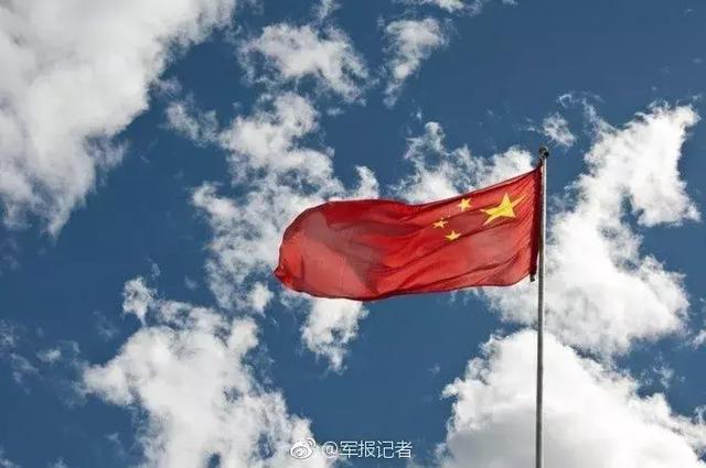 這個(gè)國慶，中國軍人的身影一直在路上