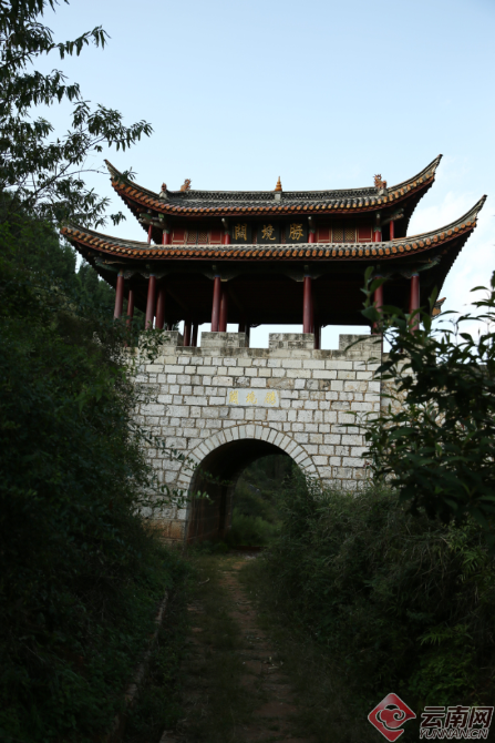 00300966086_ee7cb26a