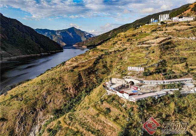 00300981002_71623a69